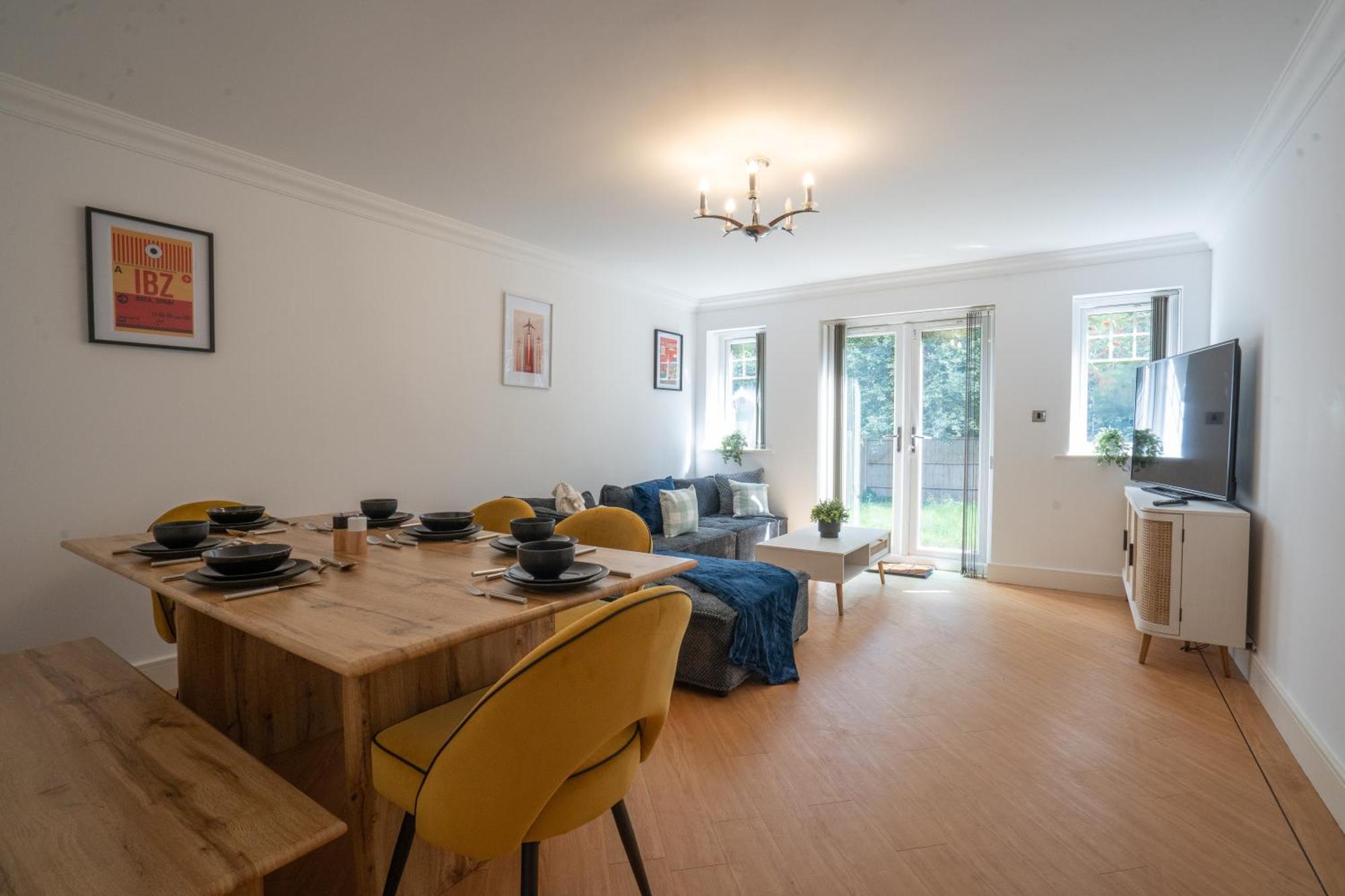 Villa Emirates House, Luxe 5 Bed, With King Sized Beds, Next To Aiport & Nec, Jlr 5 Mins à Marston Green Extérieur photo