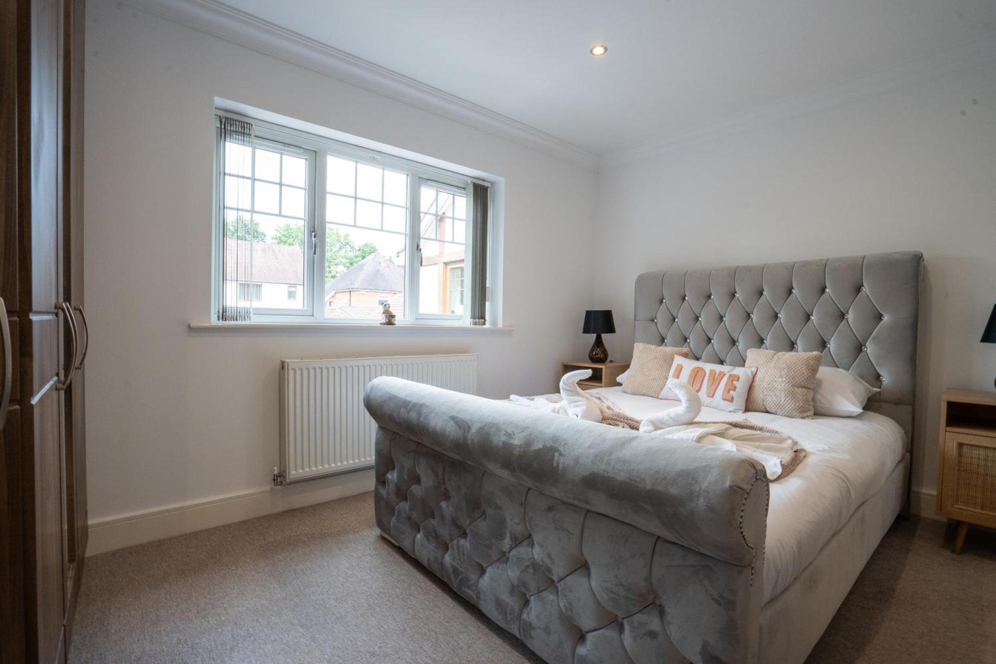 Villa Emirates House, Luxe 5 Bed, With King Sized Beds, Next To Aiport & Nec, Jlr 5 Mins à Marston Green Extérieur photo