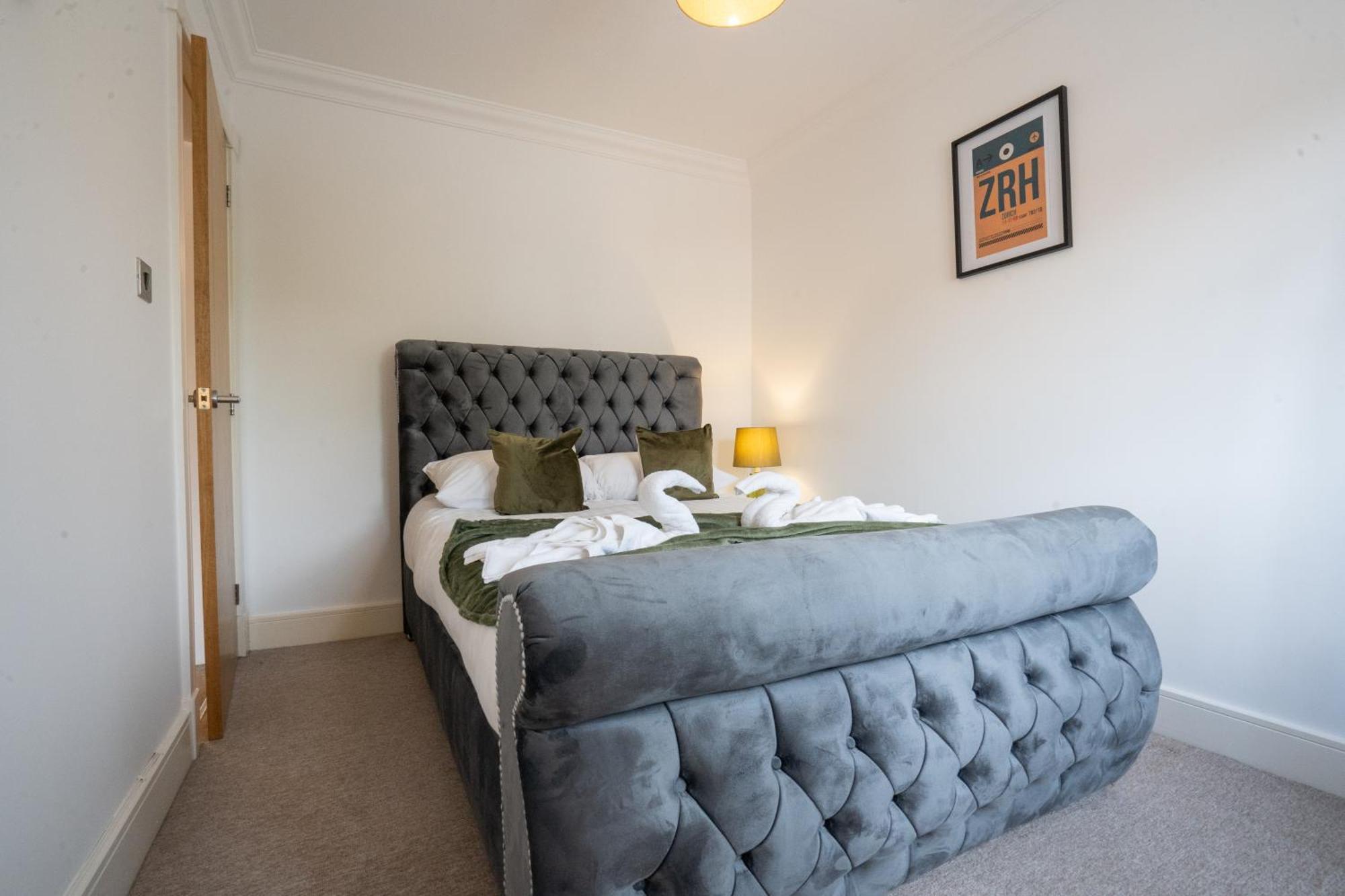 Villa Emirates House, Luxe 5 Bed, With King Sized Beds, Next To Aiport & Nec, Jlr 5 Mins à Marston Green Extérieur photo