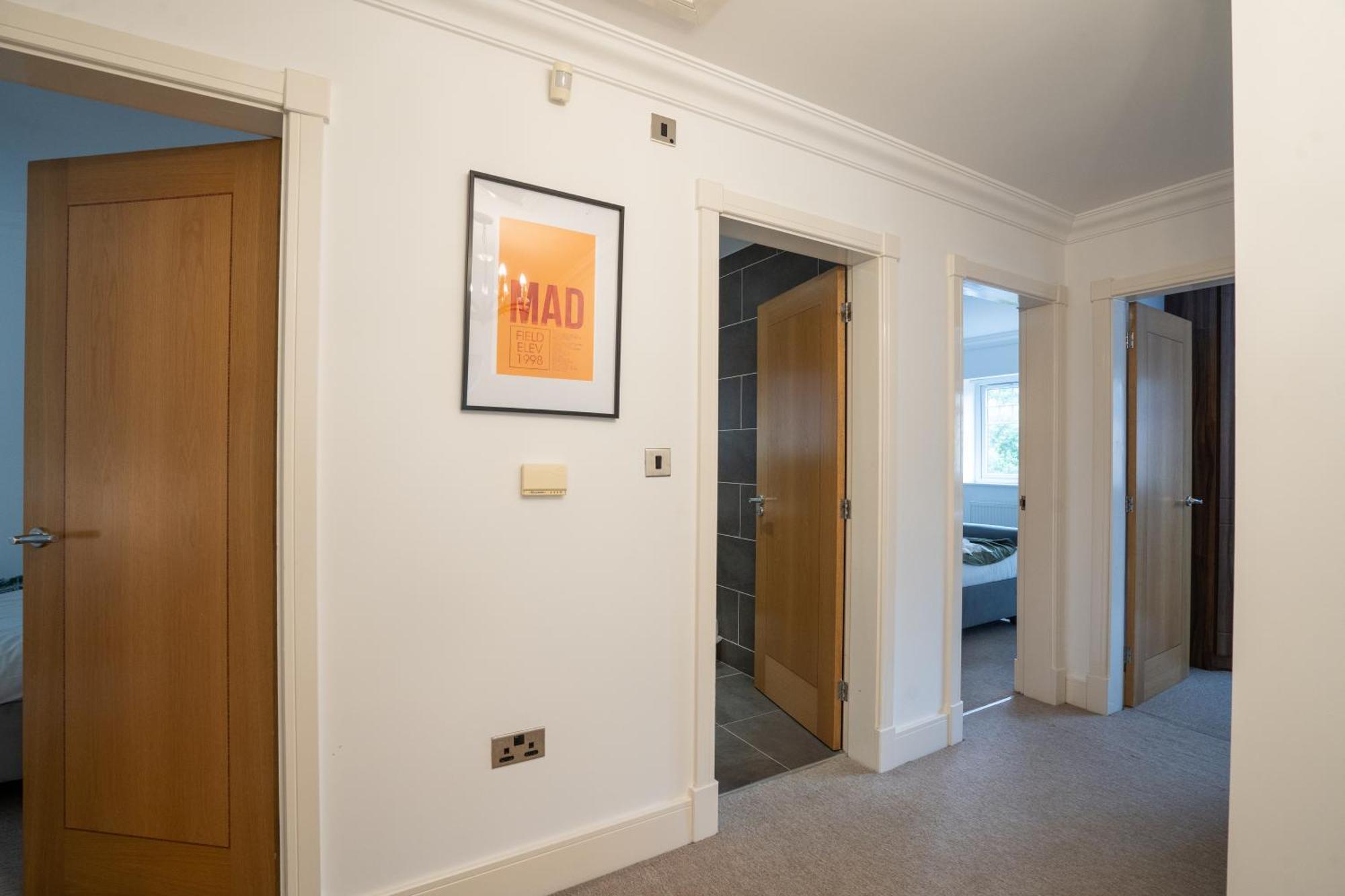 Villa Emirates House, Luxe 5 Bed, With King Sized Beds, Next To Aiport & Nec, Jlr 5 Mins à Marston Green Extérieur photo